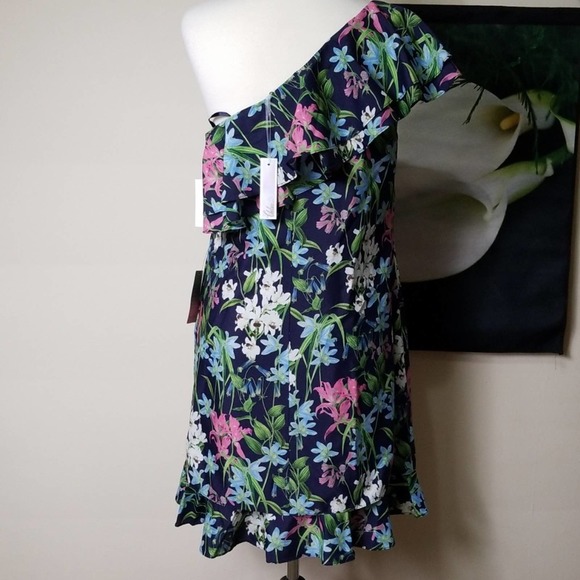 NWT Chelsea28 One Shoulder Ruffle Hem Floral Dress - Picture 5 of 6